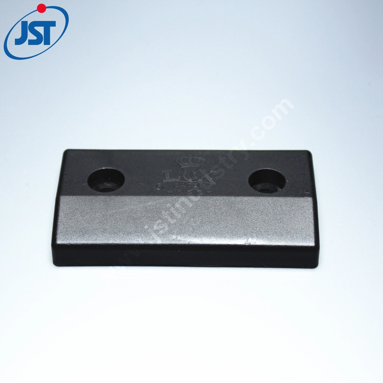 custom-injection-molded-plastic-auto-parts